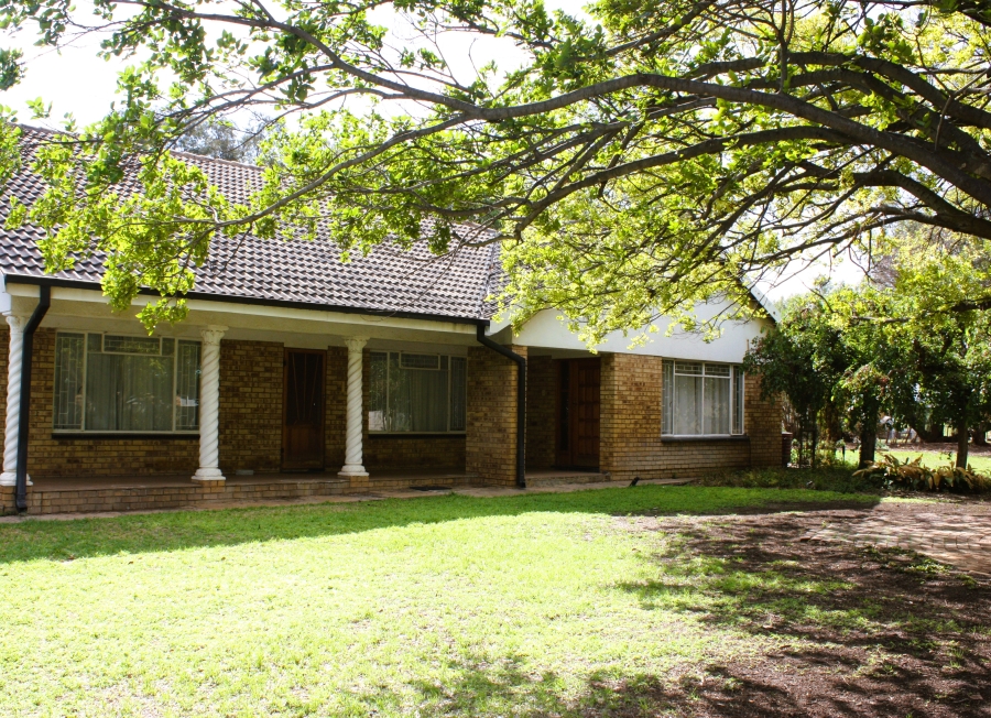 To Let 4 Bedroom Property for Rent in Potchefstroom Rural North West